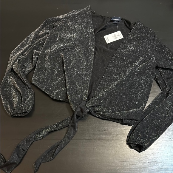 Daytrip Sparkly Black Wrap Top new with tags - Picture 1 of 5